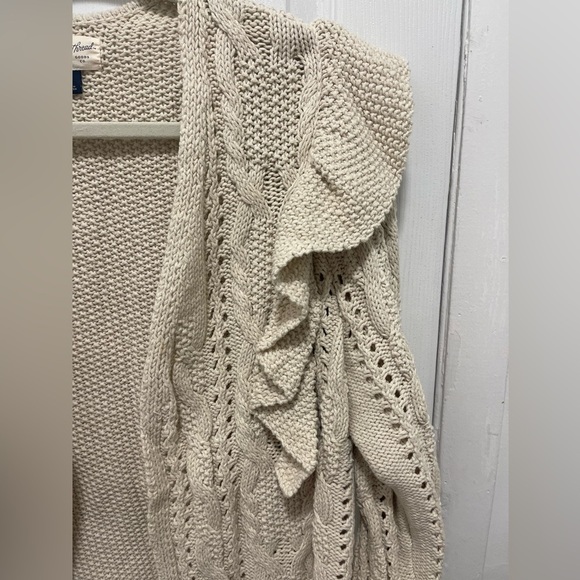 Universal Thread Cream Cardigan with Ruffle Accents - Picture 4 of 6